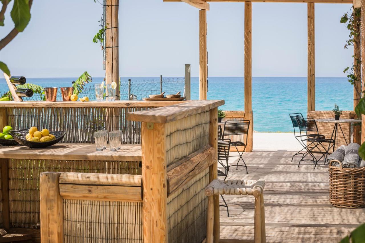 F Zeen Kefalonia (Adults Only) Lourdata  Exterior foto